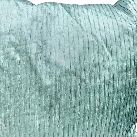 Set Of 2 Decorative Square Throw Pillow Down Hidden Zipper Aqua Blue 18x18 - Picture 8 of 9